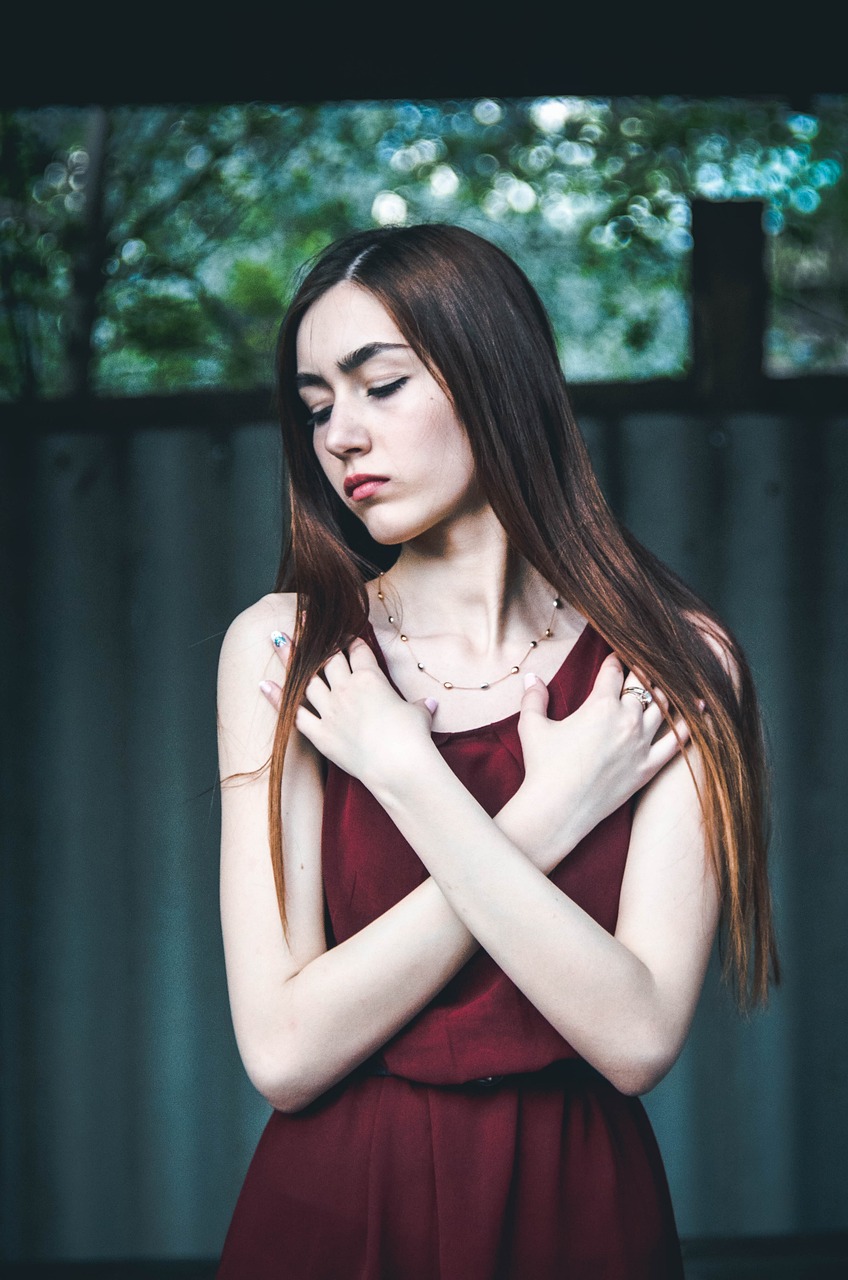 最新韓式發(fā)型女中長(cháng)發(fā)流行趨勢與造型指南揭秘！