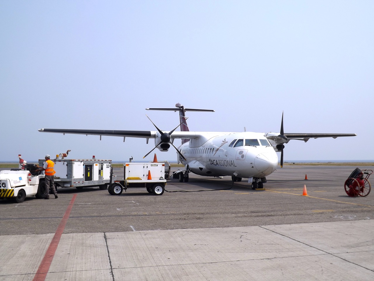 深圳小森機長(cháng)最新招聘啟航，開(kāi)啟航空夢(mèng)想之旅