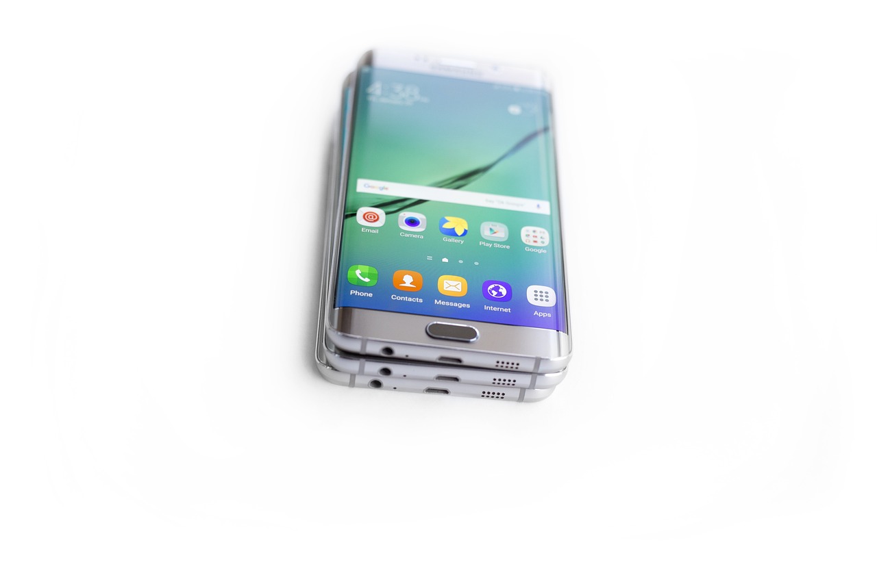 三星Galaxy S7 Edge 7100白色款閃耀登場(chǎng)，最新報價(jià)一覽