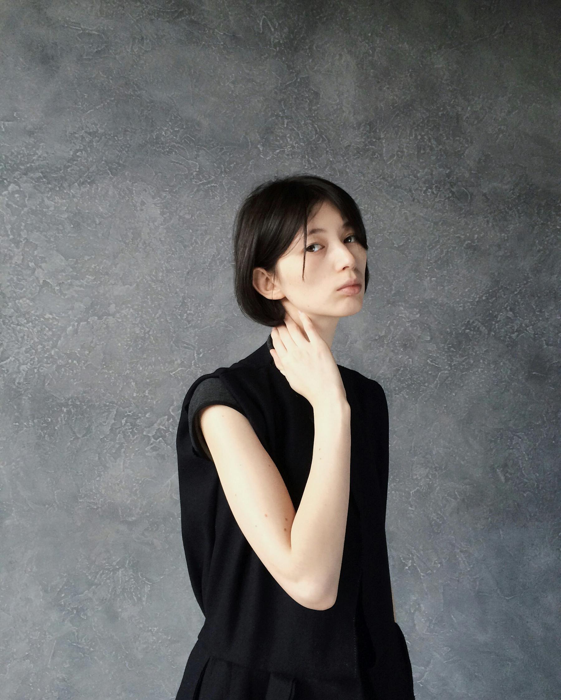 歐美風(fēng)女頭像最新時(shí)尚潮流版本，詮釋時(shí)尚魅力的精選頭像